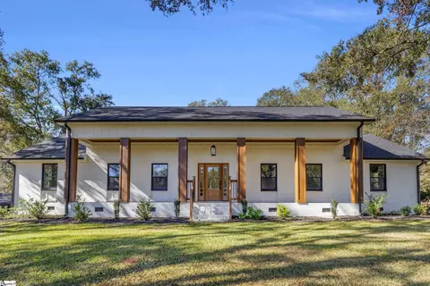 228 Dairy Rd, Honea Path, SC 29654