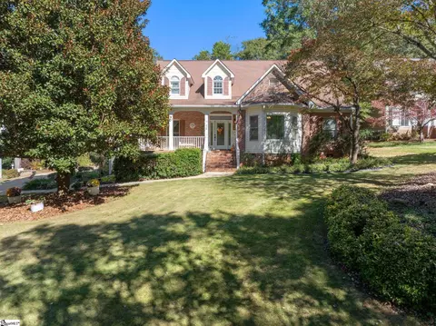 218 Deer Spring Ln, Simpsonville, SC 29680