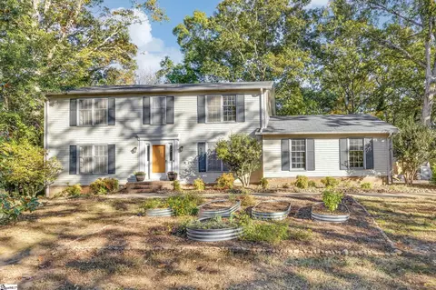 5 Edwards Mill Ct, Taylors, SC 29687