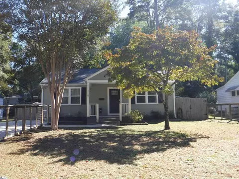 110 Oakleaf Dr, Spartanburg, SC 29301