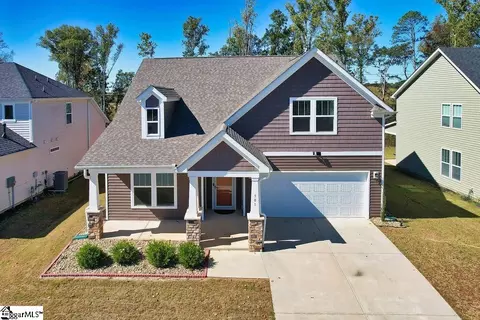501 Fenwick Dr, Woodruff, SC 29388