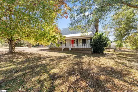 1816 Bethel Rd, Simpsonville, SC 29681