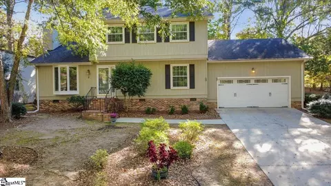8 Tall Tree Ln, Taylors, SC 29687