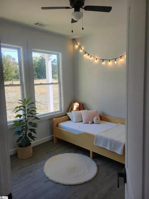 Bedroom - 350 Blue Willow Cir, Honea Path, SC 29654 photo 2 of 3