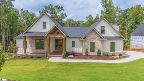 3963 Pennington Rd, Greer, SC 29651