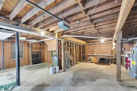 303 N B St, Easley, SC 29640 photo 37