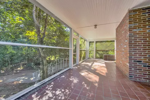 303 N B St, Easley, SC 29640 photo 8