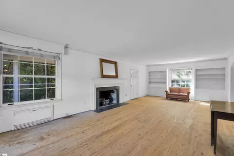 303 N B St, Easley, SC 29640 photo 13