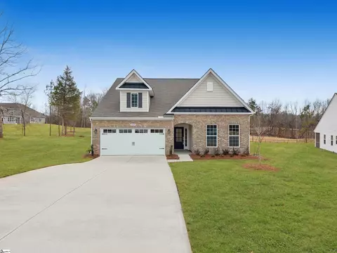 709 Hadley Pl, Enoree, SC 29335