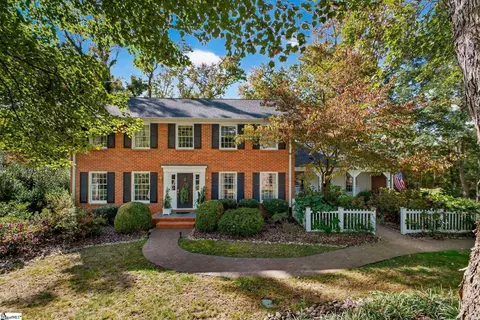 206 Honey Horn Dr, Simpsonville, SC 29681