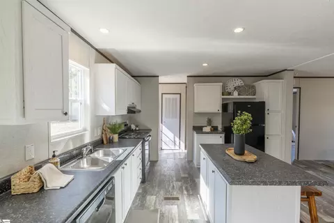 24 Gin Mill Rd, Honea Path, SC 29654 photo 9