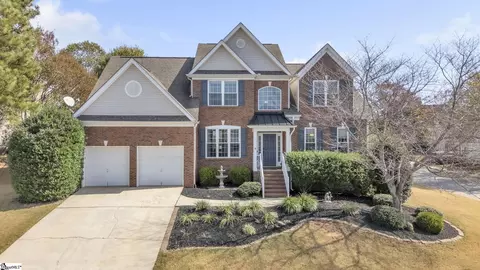 2 Ginger Gold Dr, Simpsonville, SC 29681