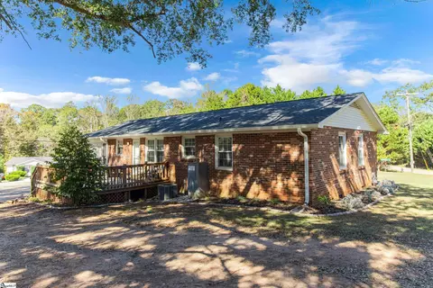 8 Pinecrest Dr, Williamston, SC 29697 photo 31