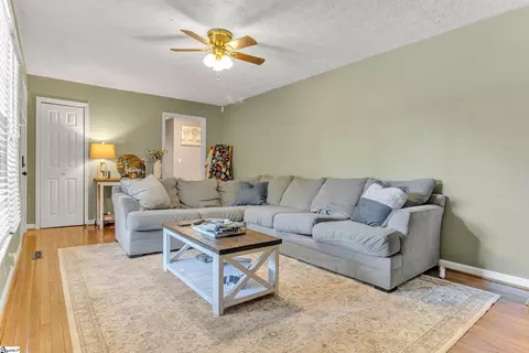 8 Pinecrest Dr, Williamston, SC 29697 photo 7