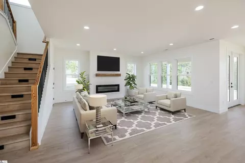 Living - 3621 Pennington Rd, Greer, SC 29651 photo 1 of 5