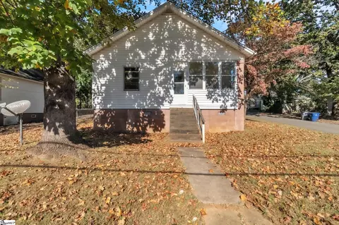 437 Sloan St, Spartanburg, SC 29303