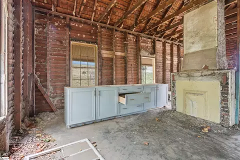 Entry Way - 14 Blake St, Pelzer, SC 29669 photo 2 of 4