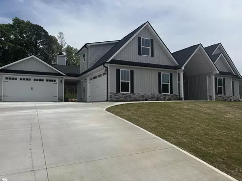 110 Hintons Farm Dr, Easley, SC 29640