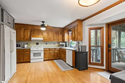 Kitchen - 208 Anders Ave, Mauldin, SC 29662 photo 1 of 3