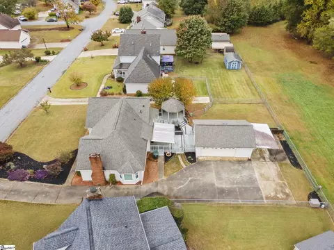 View/Area - 107 Fairview Pl, Greer, SC 29651 photo 3 of 11