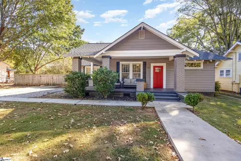104 Perry Rd, Greenville, SC 29609