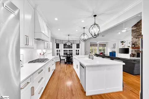 211 Aldgate Way, Greer, SC 29650 photo 8