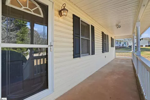 Exterior - 107 Robert Daniel Pl, Lyman, SC 29365 photo 2 of 13