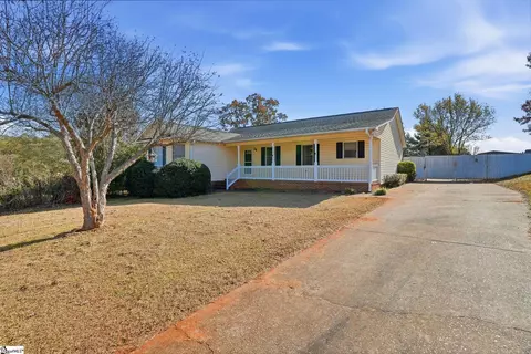 107 Robert Daniel Pl, Lyman, SC 29365