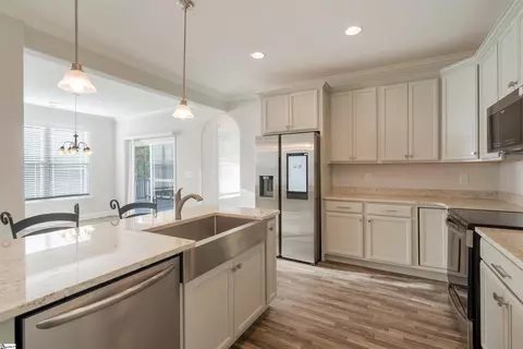 Kitchen - 432 N Beryl Ln, Chesnee, SC 29323 photo 3 of 4