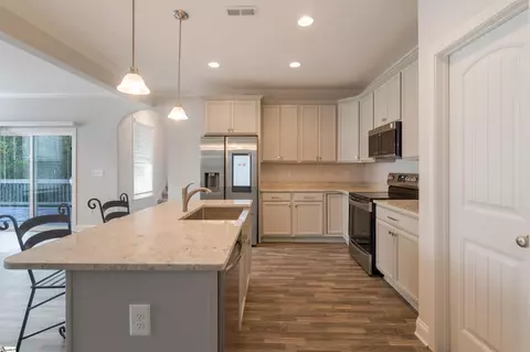 Kitchen - 432 N Beryl Ln, Chesnee, SC 29323 photo 1 of 4