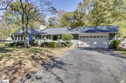 217 Lake Fairfield Dr, Greenville, SC 29615