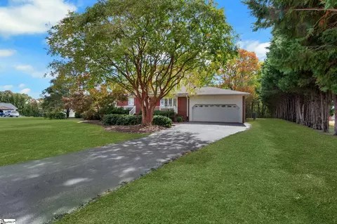 887 Ansel School Rd, Greer, SC 29651
