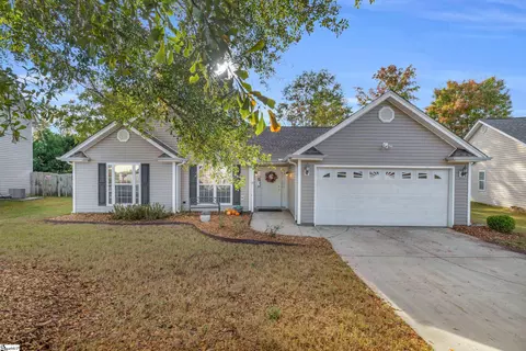 208 Jones Rd, Taylors, SC 29687
