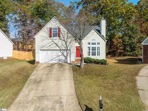 19 Waterfield Ct, Greer, SC 29650