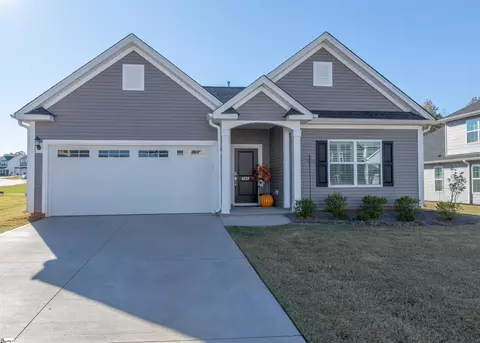 4239 Winding Ridge Ln, Boiling Springs, SC 29316