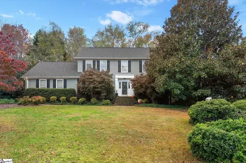 111 Dartmoor Dr, Greer, SC 29650