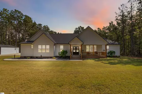 108 Cricket Ridge Ct, Greenwood, SC 29646