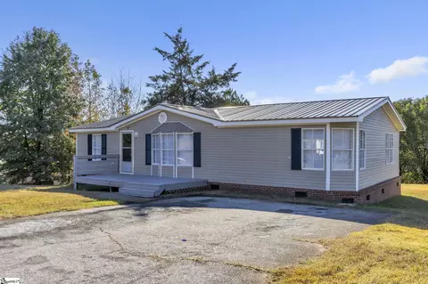 4 Stage Ct, Greenville, SC 29611