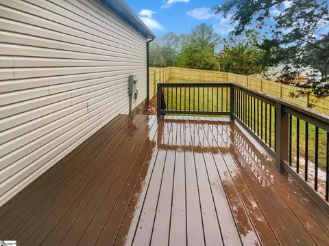 Exterior - 173 Pearson St, Moore, SC 29369 photo 3 of 7