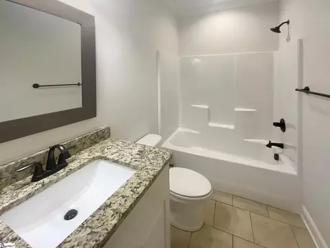 Bath - 173 Pearson St, Moore, SC 29369 photo 1 of 3