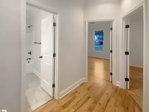 Entry Way - 173 Pearson St, Moore, SC 29369 photo 2 of 2