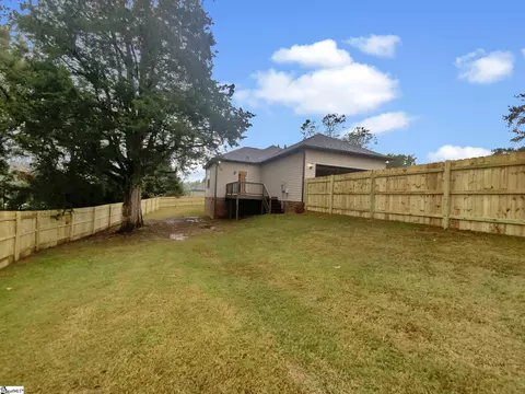 Exterior - 173 Pearson St, Moore, SC 29369 photo 2 of 7