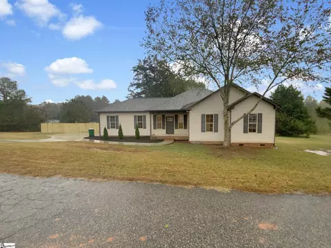 173 Pearson St, Moore, SC 29369
