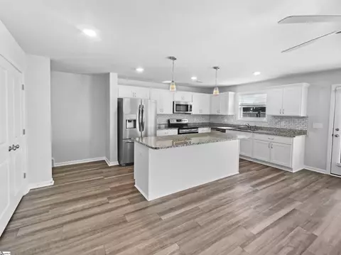 Kitchen - 108 W Compass Way, Easley, SC 29640 photo 2 of 2