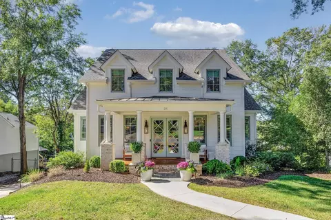 28 Sunset Dr, Greenville, SC 29605