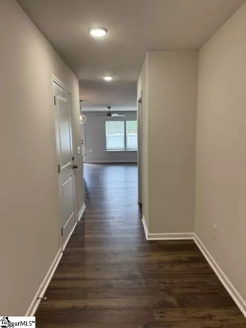 216 Stonyway Ln, Easley, SC 29640