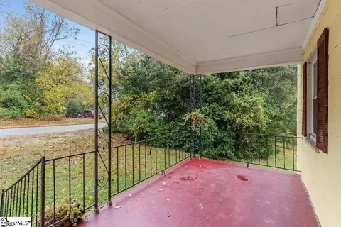 Exterior - 309 Flat Dr, Buffalo, SC 29321 photo 2 of 8