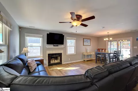 103 Creek Dr, Easley, SC 29642 photo 12