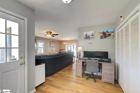103 Creek Dr, Easley, SC 29642 photo 11
