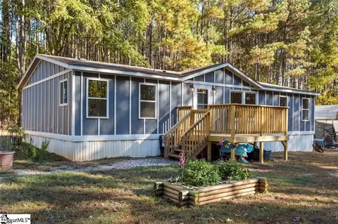513 Mellrich Rd, Iva, SC 29655